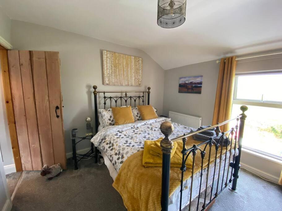 Outskirts Of Ulverston, Entire Cottage - Sleeps 4 Eksteriør bilde
